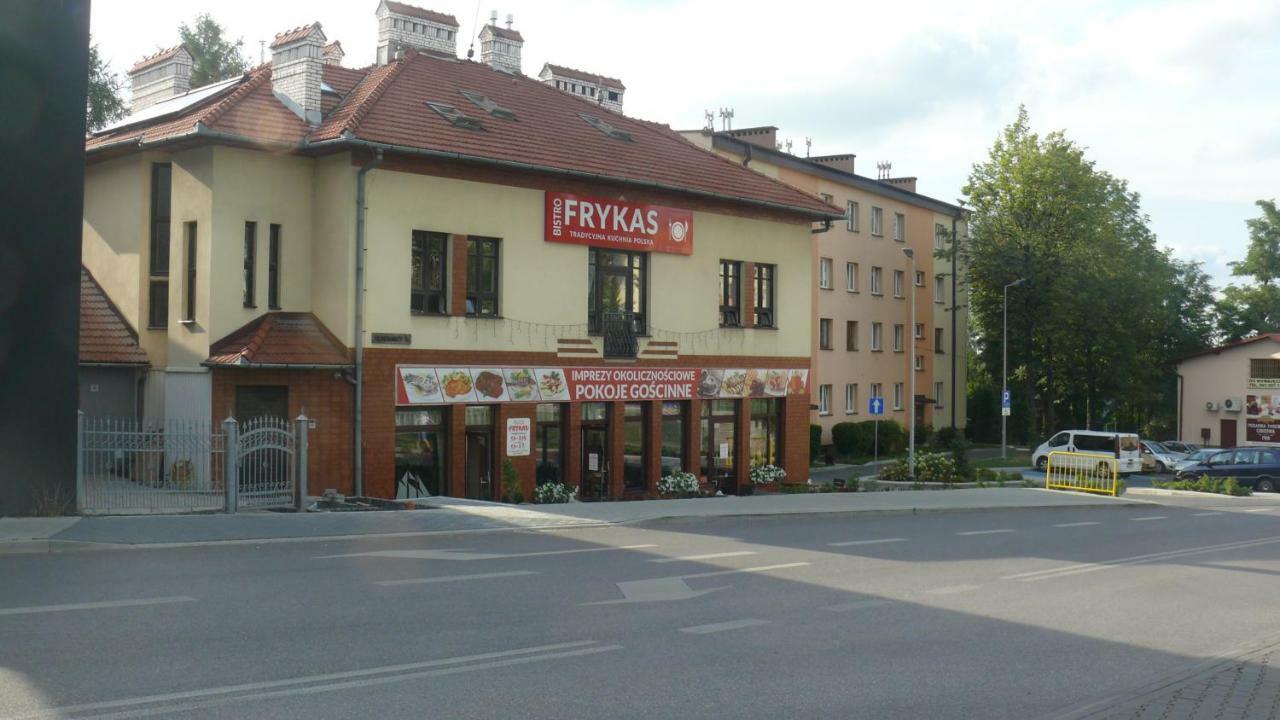 Dom Goscinny Wisteria Andrychów Екстериор снимка